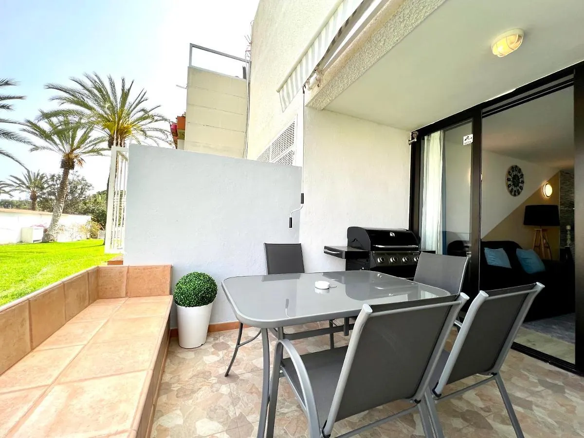 Stunning Lovely Flat With Pool And Strong Wi-Fi, 31 Arona  0*, Arona (Tenerife) Spain